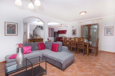 Villa Antonela (Divšići)