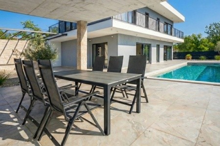 Villa Adistria (Sveti Petar U Šumi)