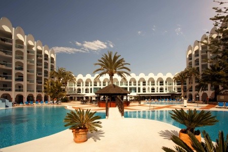 Španielsko Costa Del Sol Marinas De Nerja Beach & Spa 5 dňový pobyt All Inclusive Letecky Letisko: Pardubice September 2026 (28/09/26- 2/10/26)
