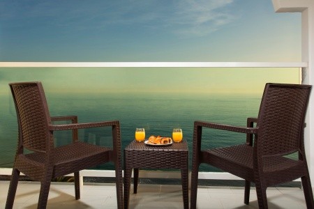 Španielsko Costa Del Sol Marinas De Nerja Beach & Spa 5 dňový pobyt All Inclusive Letecky Letisko: Pardubice September 2026 (28/09/26- 2/10/26)