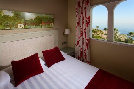 Španielsko Costa Del Sol Marinas De Nerja Beach & Spa 5 dňový pobyt All Inclusive Letecky Letisko: Pardubice September 2026 (28/09/26- 2/10/26)
