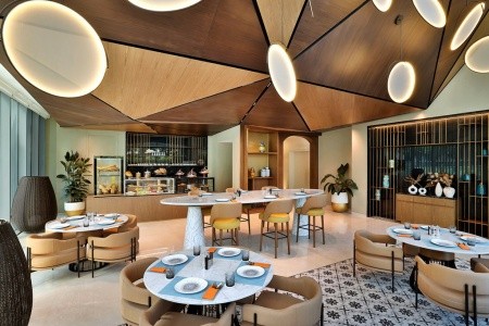 Tumbi West Palm Beach Hotel Dubai, Tapestry Collection By Hilton