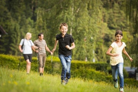 Rakúsko Štajersko Waldhof Muhr Hotel & Restaurant (Pöllau) 5 dňový pobyt Polpenzia Vlastná April 2027 (21/04/27-25/04/27)
