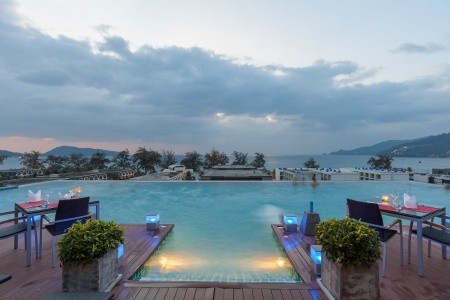 Thajsko Phuket The Charm Resort Phuket 10 dňový pobyt Raňajky Letecky Letisko: Praha April 2027 (15/04/27-24/04/27)