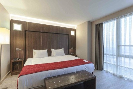 Ramada Encore