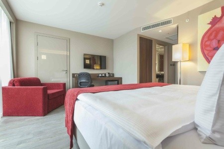 Ramada Encore