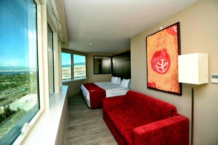Ramada Encore