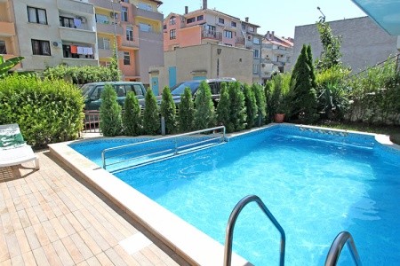 Bulharsko Ravda Elvira 10 dňový pobyt Light All inclusive Letecky Letisko: Praha June 2026 (25/06/26- 4/07/26)