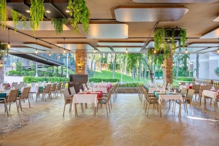 Turecko Alanya Quattro Family Club Dem 8 dňový pobyt Ultra All inclusive Letecky Letisko: Košice August 2026 ( 3/08/26-10/08/26)
