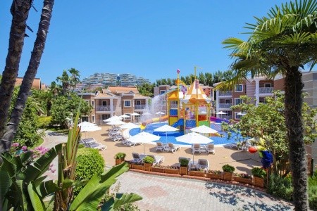 Turecko Alanya Quattro Family Club Dem 8 dňový pobyt Ultra All inclusive Letecky Letisko: Košice August 2026 ( 3/08/26-10/08/26)