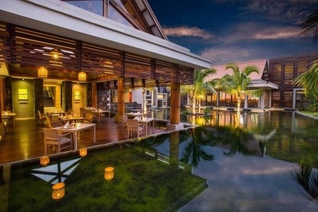 Crystals Beach Resort Belle Mare - 24