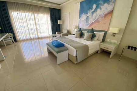 Egypt Sharm El Sheikh Cleopatra Luxury Resort 13 dňový pobyt All Inclusive Letecky Letisko: Katovice October 2026 (19/10/26-31/10/26)