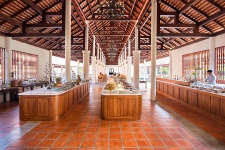 Le Meridien Khao Lak Resort & Spa