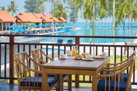 Le Meridien Khao Lak Resort & Spa