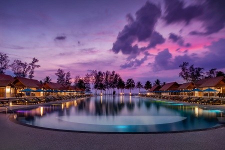 Le Meridien Khao Lak Resort & Spa