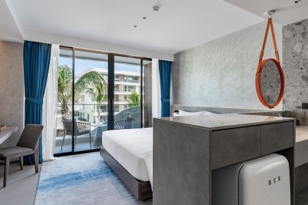 Thajsko Phuket Kora Beach Resort 7 dňový pobyt Raňajky Letecky Letisko: Praha December 2026 (13/12/26-19/12/26)