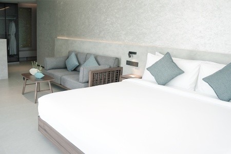Thajsko Phuket Kora Beach Resort 7 dňový pobyt Raňajky Letecky Letisko: Praha December 2026 (13/12/26-19/12/26)