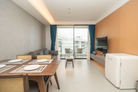 Thajsko Phuket Kora Beach Resort 7 dňový pobyt Raňajky Letecky Letisko: Praha December 2026 (13/12/26-19/12/26)