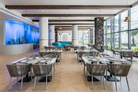 Thajsko Phuket Kora Beach Resort 7 dňový pobyt Raňajky Letecky Letisko: Praha December 2026 (13/12/26-19/12/26)