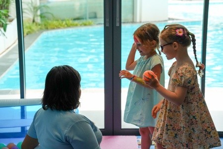 Thajsko Phuket Kora Beach Resort 7 dňový pobyt Raňajky Letecky Letisko: Praha December 2026 (13/12/26-19/12/26)
