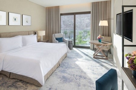 Spojené arabské emiráty Fujairah Address Beach Resort Fujairah 9 dňový pobyt Polpenzia Letecky Letisko: Praha September 2026 (10/09/26-18/09/26)