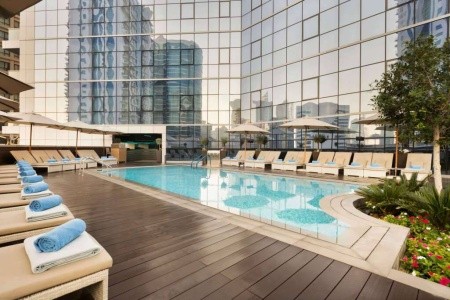 Spojené arabské emiráty Dubaj Tryp By Wyndham Dubai 5 dňový pobyt Raňajky Letecky Letisko: Praha November 2026 (21/11/26-25/11/26)