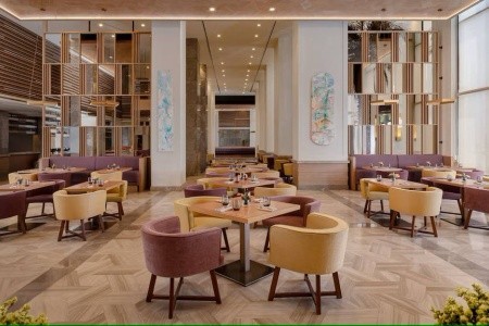 Spojené arabské emiráty Fujairah Intercontinental Fujairah Resort 8 dňový pobyt Raňajky Letecky Letisko: Praha January 2027 (13/01/27-20/01/27)