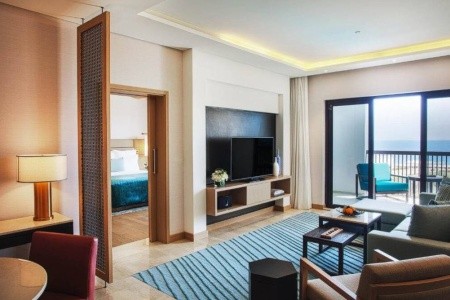Spojené arabské emiráty Fujairah Intercontinental Fujairah Resort 8 dňový pobyt Raňajky Letecky Letisko: Praha January 2027 (13/01/27-20/01/27)