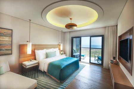 Spojené arabské emiráty Fujairah Intercontinental Fujairah Resort 8 dňový pobyt Raňajky Letecky Letisko: Praha January 2027 (13/01/27-20/01/27)
