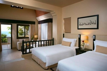 Spojené arabské emiráty Ras Al Khaimah The Cove Rotana Resort 8 dňový pobyt Polpenzia Letecky Letisko: Praha September 2026 (18/09/26-25/09/26)