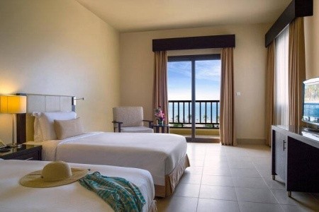 Spojené arabské emiráty Ras Al Khaimah The Cove Rotana Resort 8 dňový pobyt Polpenzia Letecky Letisko: Praha September 2026 (18/09/26-25/09/26)
