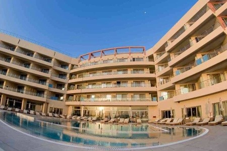 Grécko Karpathos Konstantinos Palace 13 dňový pobyt Polpenzia Letecky Letisko: Viedeň August 2026 (13/08/26-25/08/26)