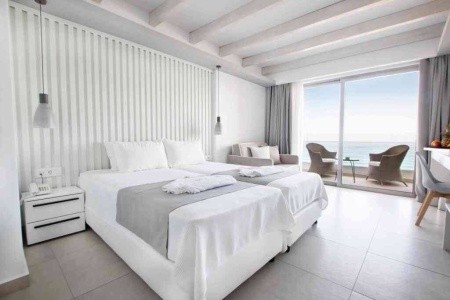 Grécko Karpathos Konstantinos Palace 13 dňový pobyt Polpenzia Letecky Letisko: Viedeň August 2026 (13/08/26-25/08/26)