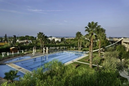 Una Regina (Torre A Mare)