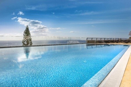 Madeira Funchal Madeira Panoramico 10 dňový pobyt Raňajky Letecky Letisko: Budapešť January 2027 (13/01/27-22/01/27)