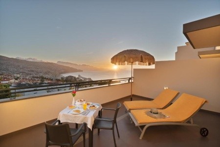 Madeira Funchal Madeira Panoramico 10 dňový pobyt Raňajky Letecky Letisko: Budapešť January 2027 (13/01/27-22/01/27)