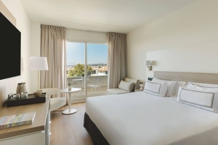 Španielsko Katalánsko Melia Sitges 4 dňový pobyt Raňajky Letecky Letisko: Praha September 2026 ( 6/09/26- 9/09/26)