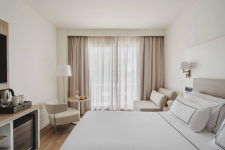 Španielsko Katalánsko Melia Sitges 4 dňový pobyt Raňajky Letecky Letisko: Praha September 2026 ( 6/09/26- 9/09/26)