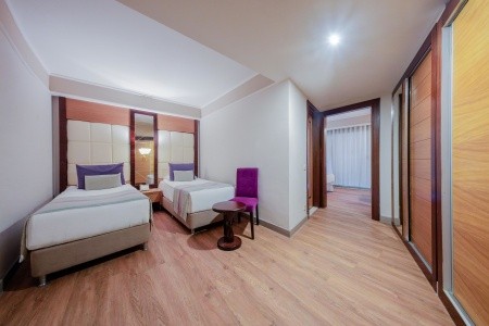 Dream World Aqua - 128