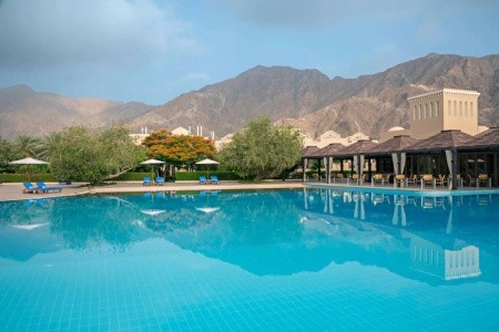 Spojené arabské emiráty Fujairah Miramar Al Aqah Beach Resort 7 dňový pobyt Polpenzia Letecky Letisko: Praha October 2026 (13/10/26-19/10/26)