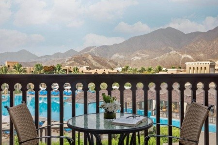 Spojené arabské emiráty Fujairah Miramar Al Aqah Beach Resort 7 dňový pobyt Polpenzia Letecky Letisko: Praha October 2026 (13/10/26-19/10/26)