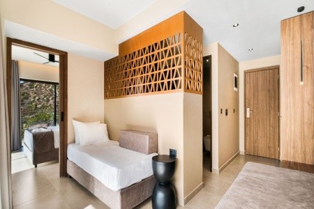 Grécko Kréta Harmony E Rock Hotel & Resort 5 dňový pobyt All Inclusive Letecky Letisko: Viedeň October 2026 (22/10/26-26/10/26)