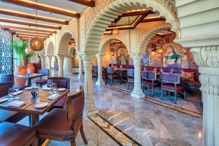 Spojené arabské emiráty Dubaj Dukes The Palm Royal Hideaway 5 dňový pobyt Raňajky Letecky Letisko: Praha October 2026 (23/10/26-27/10/26)