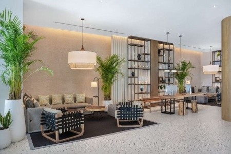 Spojené arabské emiráty Dubaj Radisson Beach Resort Palm Jumeirah 7 dňový pobyt Raňajky Letecky Letisko: Krakov June 2027 (26/06/27- 2/07/27)