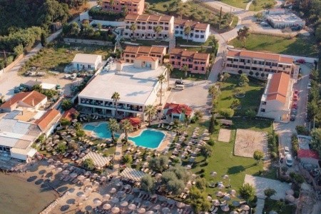 Všechny fotky Robolla Beach