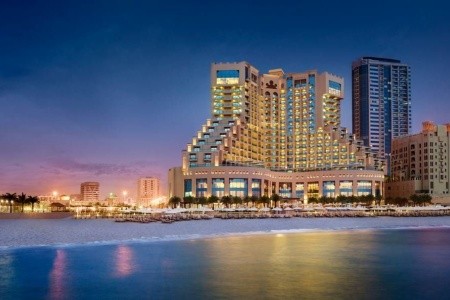 Spojené arabské emiráty Ajman Fairmont Ajman 5 dňový pobyt Raňajky Letecky Letisko: Krakov June 2027 (28/06/27- 2/07/27)