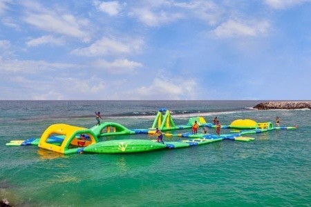 Spojené arabské emiráty Ajman Fairmont Ajman 5 dňový pobyt Raňajky Letecky Letisko: Krakov June 2027 (28/06/27- 2/07/27)