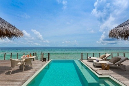 Dusit Thani Maldives - 8