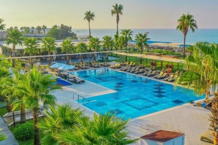 Crystal Boutique Beach Resort & Spa - 2
