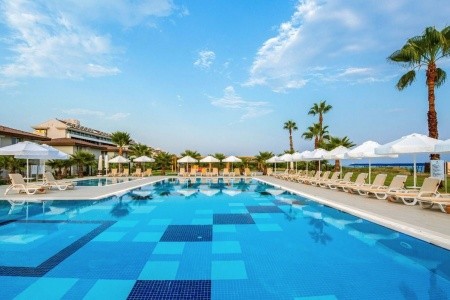 Crystal Boutique Beach Resort & Spa - 5